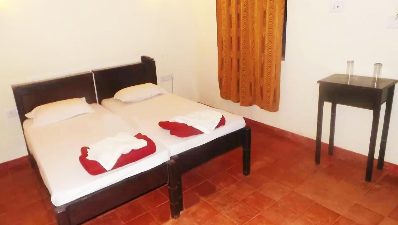 Lamour Beach Resort บีนอลิม ภายนอก รูปภาพ