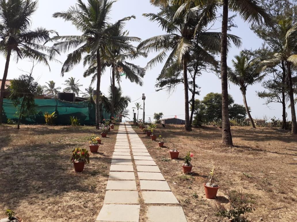 Lamour Beach Resort บีนอลิม ภายนอก รูปภาพ